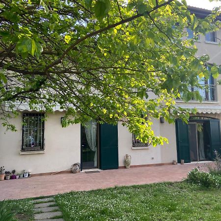 Monte Maino Bed & Breakfast Desenzano del Garda Exterior foto