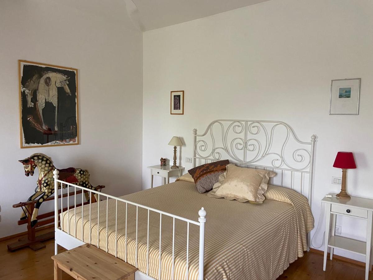 Monte Maino Bed & Breakfast Desenzano del Garda Exterior foto